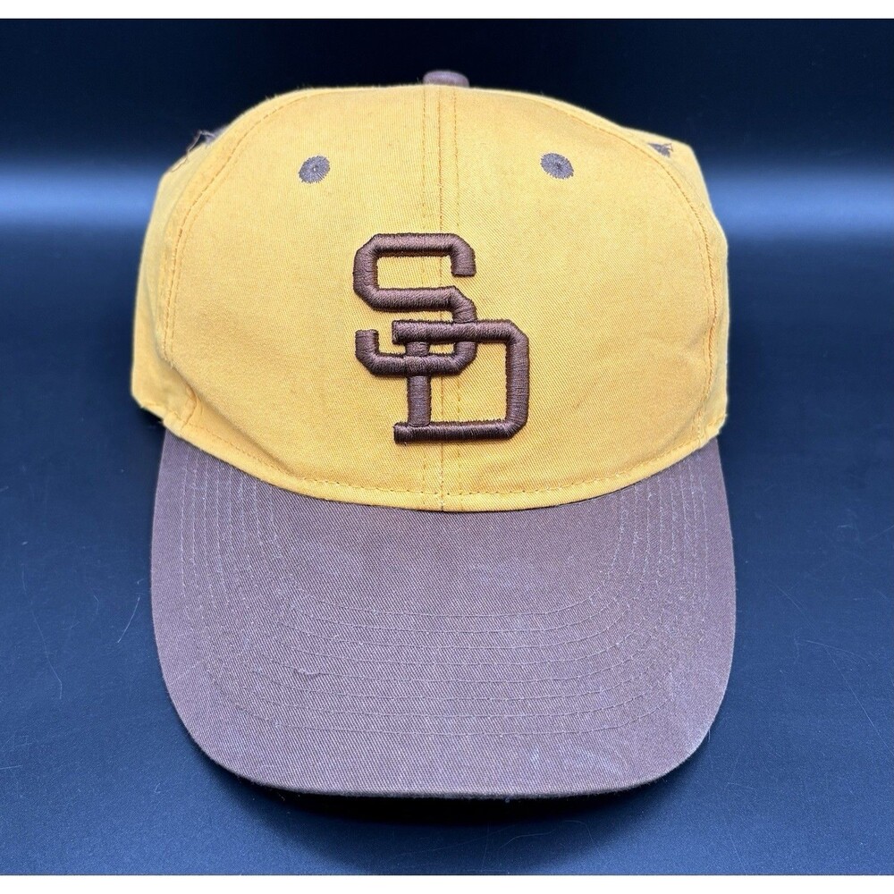 Vintage Y2K San Diego Padres Hat / Cap / Cooperstown Collection